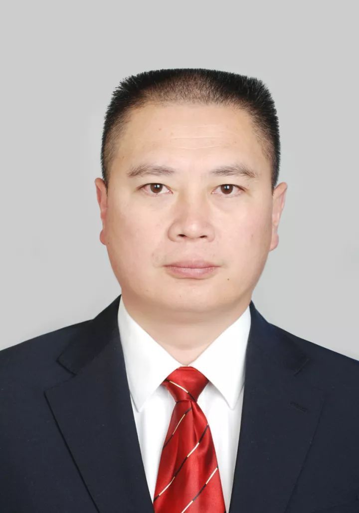 乡城县公路运输管理事业单位新领导引领开启新篇章